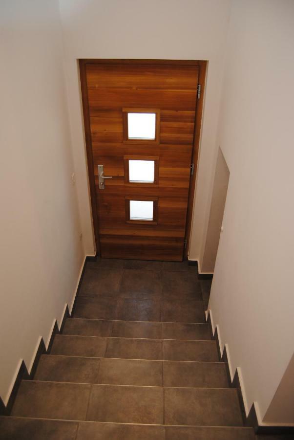 Apartment With Free Parking Ljubljana Exterior photo